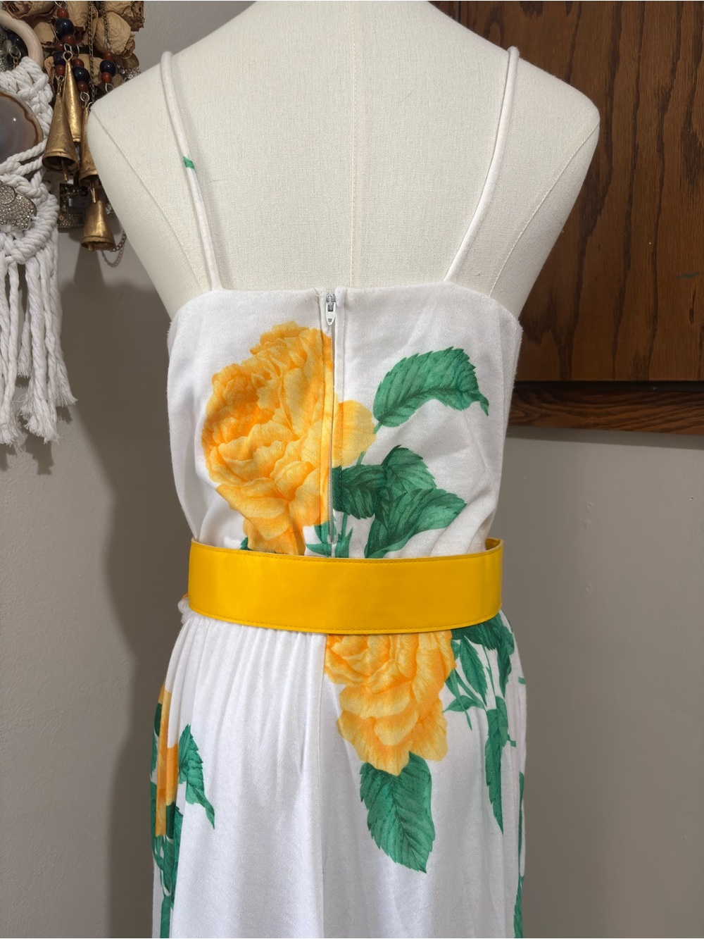 J. Ellis Vintage White Maxi Dress with Yellow Floral Print and Belt Size 10 - Picture 8 of 14